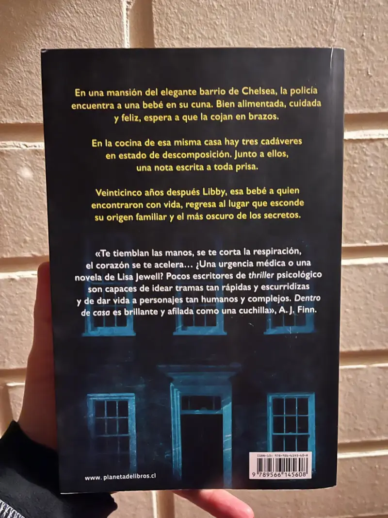 Libro Dentro de casa - 2