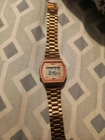 Reloj Casio - miniatura 1