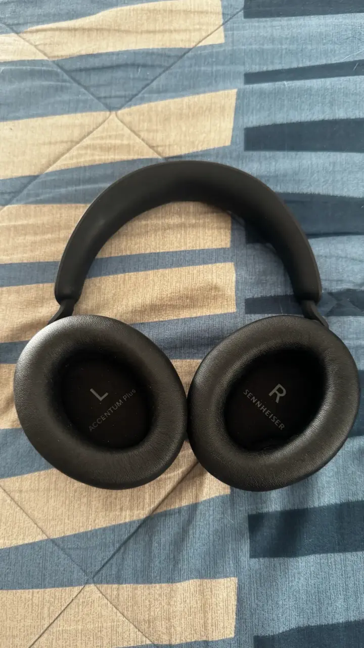 Audifonos Sennheiser Accentum Plus - 2