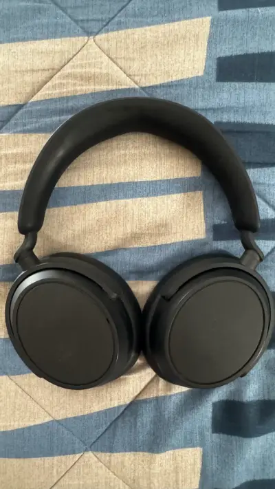 Audifonos Sennheiser Accentum Plus - miniatura 3