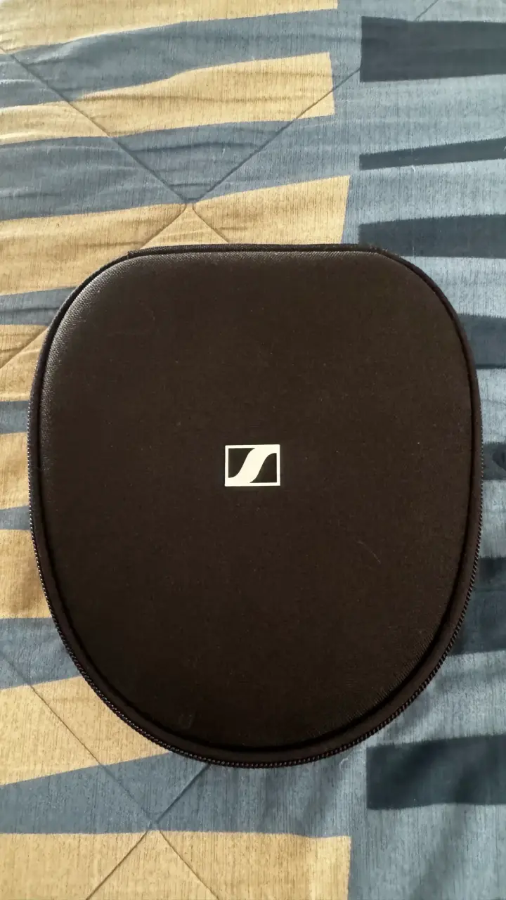 Audifonos Sennheiser Accentum Plus - 4