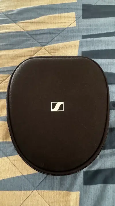 Audifonos Sennheiser Accentum Plus - miniatura 4