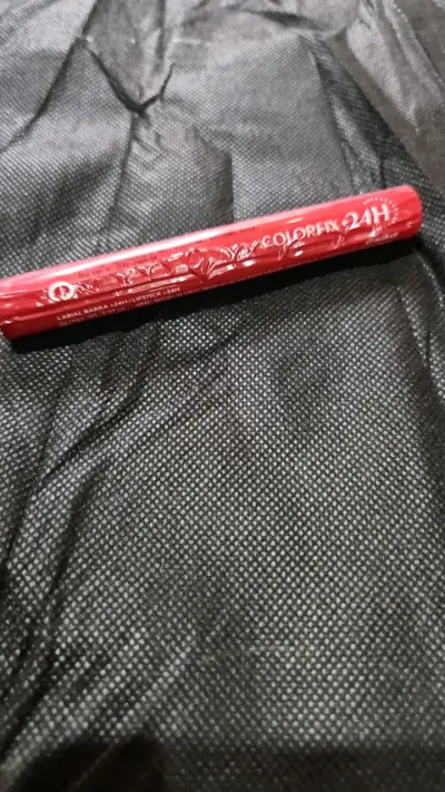 Labial Esika - miniatura 1