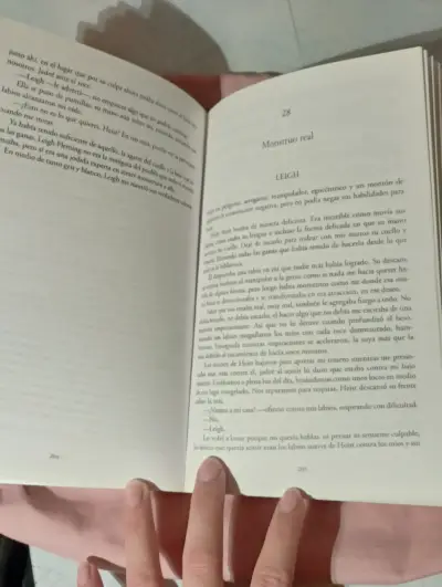 Libro Heist de Ariana Godoy Tabla Blanda - miniatura 5