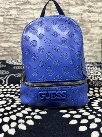 Mochila guess - miniatura 1