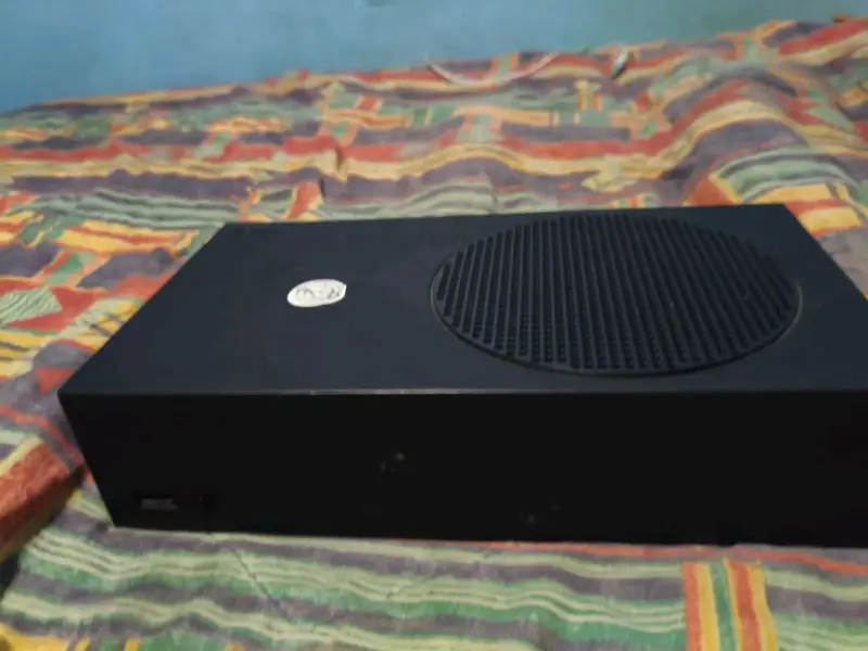 Xbox series s 1tb - 4