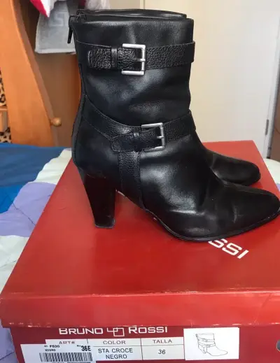 Botines de cuero - miniatura 1