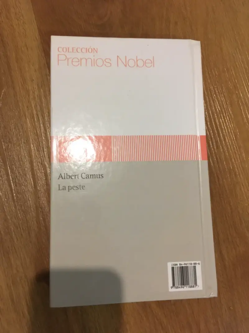 La peste - Albert Camus - tapa dura - 2