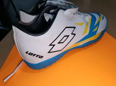 Zapatillas de fútbol - miniatura 3