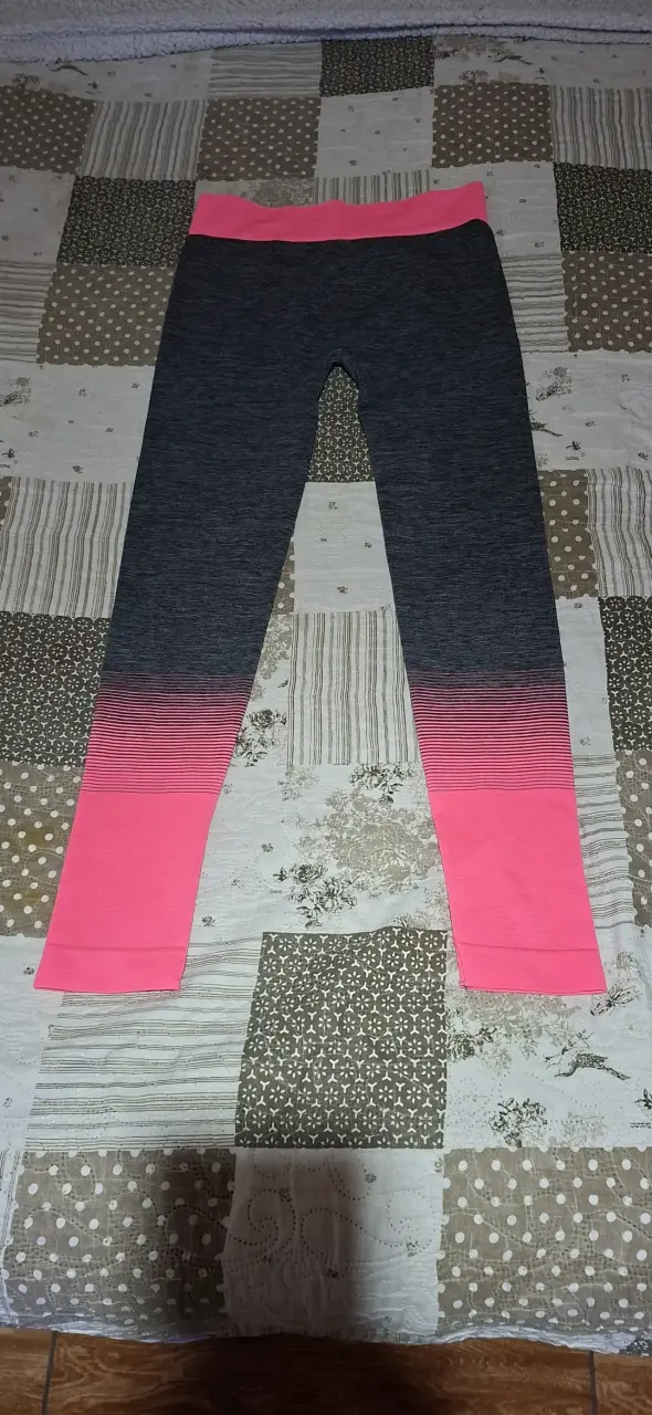 Ropa deportiva excelente estado - 5