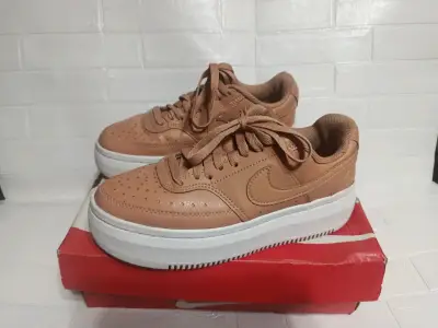 Zapatilla Nike - miniatura 2