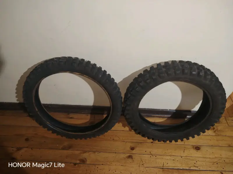Neumáticos de moto - 2
