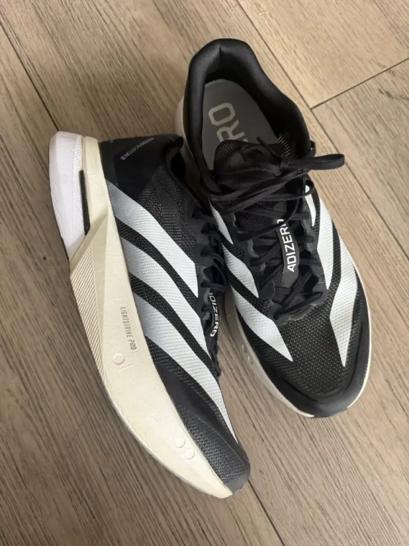 Adizero Boston 13 US11 - 2