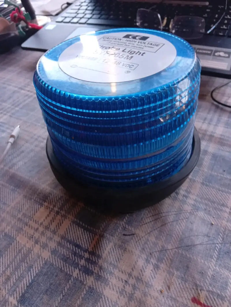 baliza estroboscópica (Strobe Light SYF205M) - 1