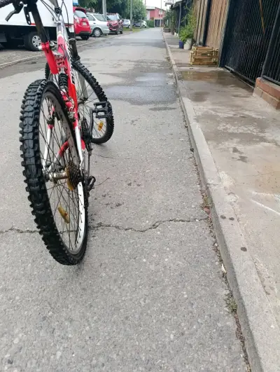 Bicicleta aro 26 - miniatura 4