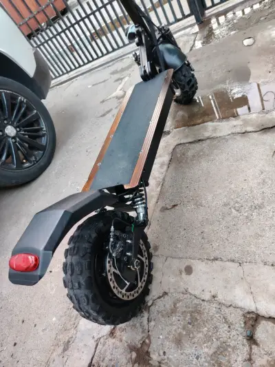 Scuter eléctrico Marca scoop 4x4 - miniatura 1