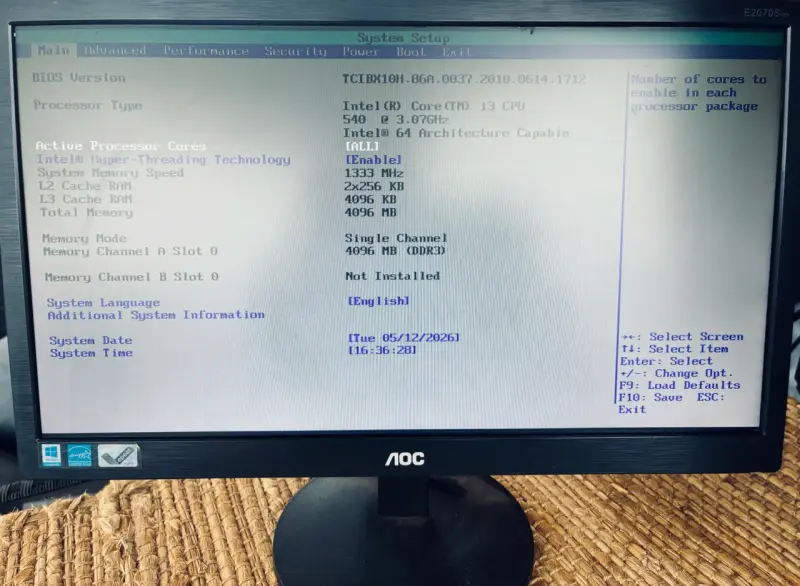 Pc I3,4gb, 250gb con monitor 19.5 pulgadas - 3