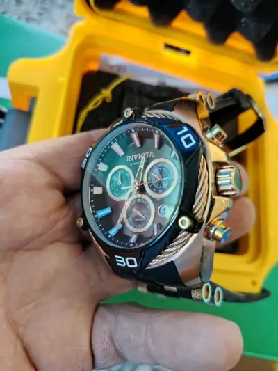 Reloj Invicta - miniatura 1