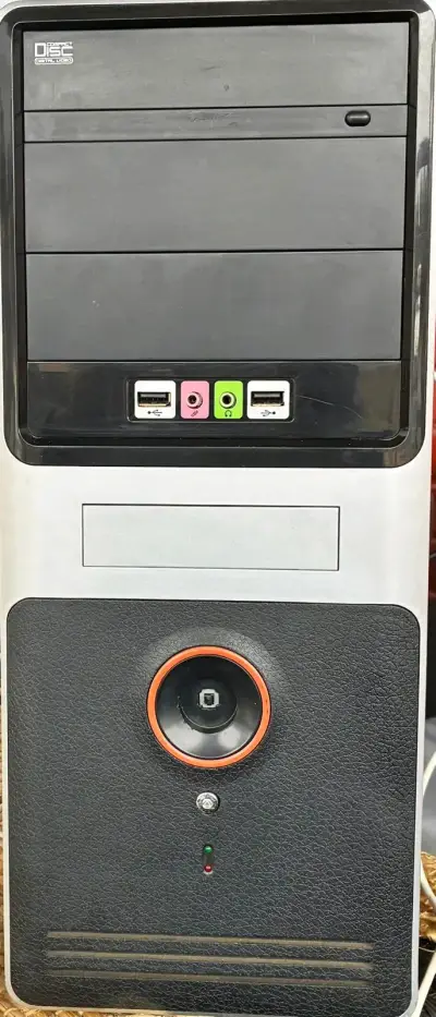 Vendo mi pc - miniatura 1