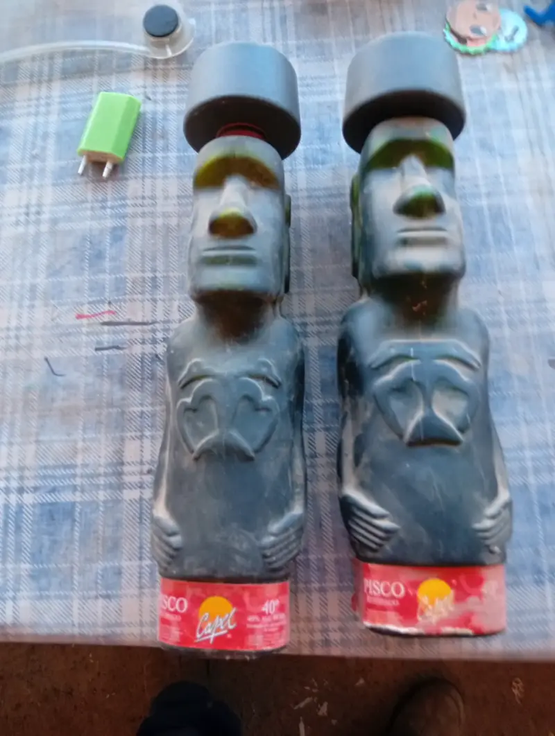Moai de vidrio botella coleccion