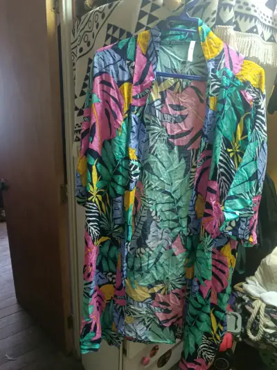 Ropa de segunda mano - miniatura 1