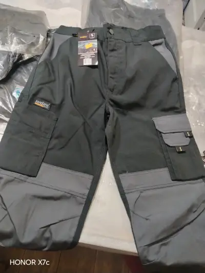 Pantalón cargo profecional - miniatura 4