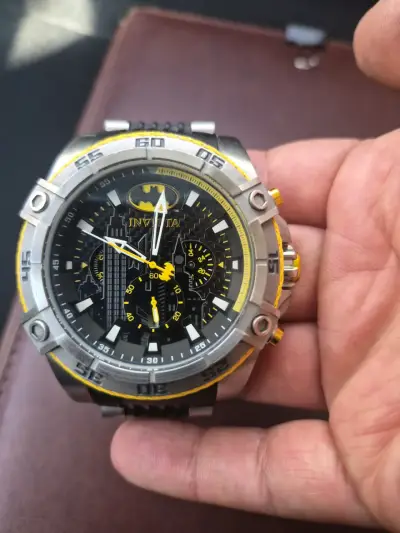 Reloj invicta coleccion batman - miniatura 2