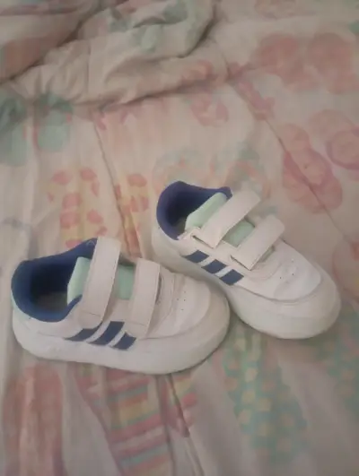 Zapatilla en buenas condiciones talle 27 y 28 - miniatura 6