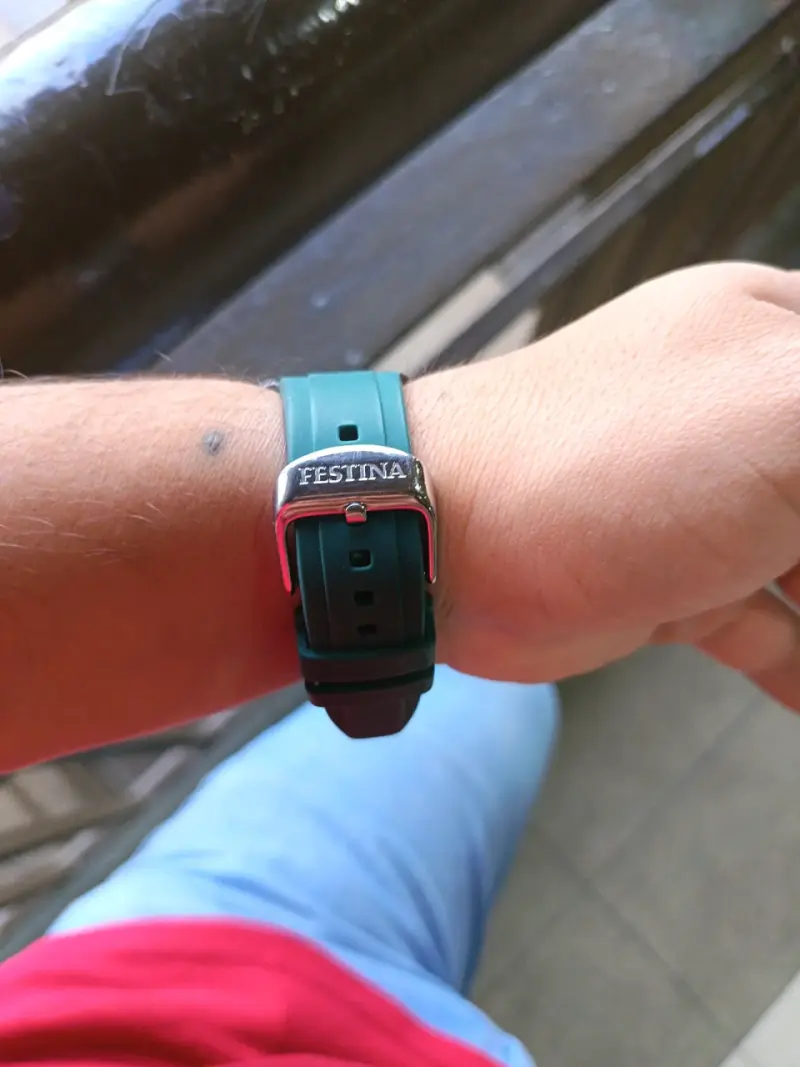 Reloj festína - 2