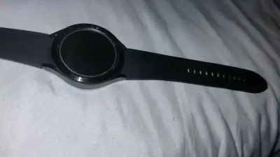 Smartwatch Samsung galaxy Classic 4 - miniatura 2
