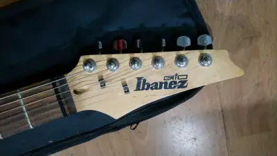 Guitarra electrica Gio GRX40 Ibanez azul metalico - miniatura 2