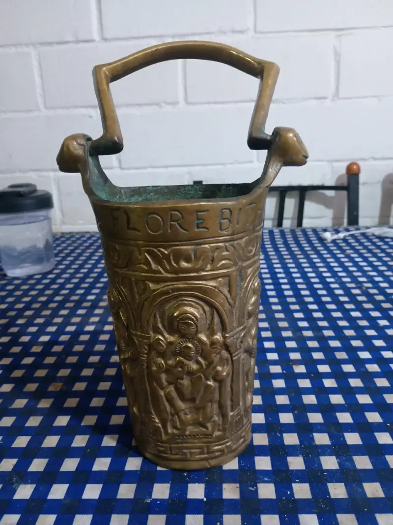 Cubeta agua bendita - 2