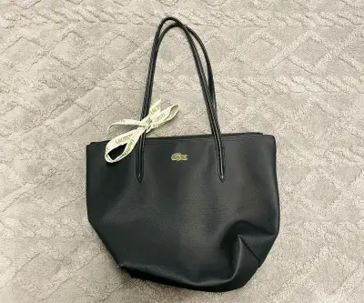 Tote lacoste y bolsito tommy - miniatura 2