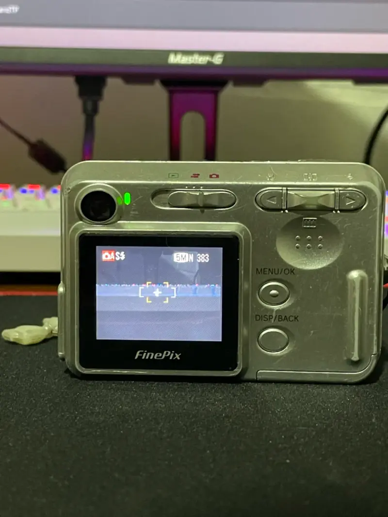 Camara digital fujifilm - 6