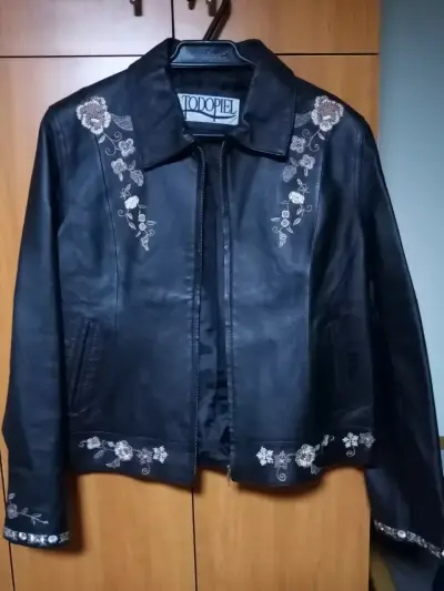 Chaqueta de cuero - miniatura 3