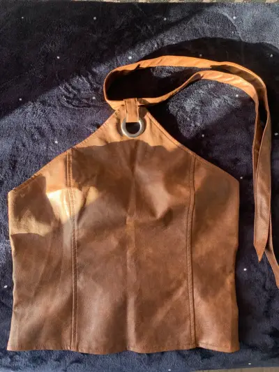 TOP HALTER ECOCUERO NUEVO - miniatura 1
