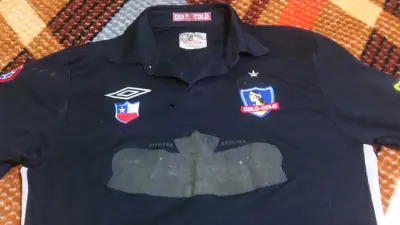 Se vende camiseta original Umbro año 2010 - miniatura 1