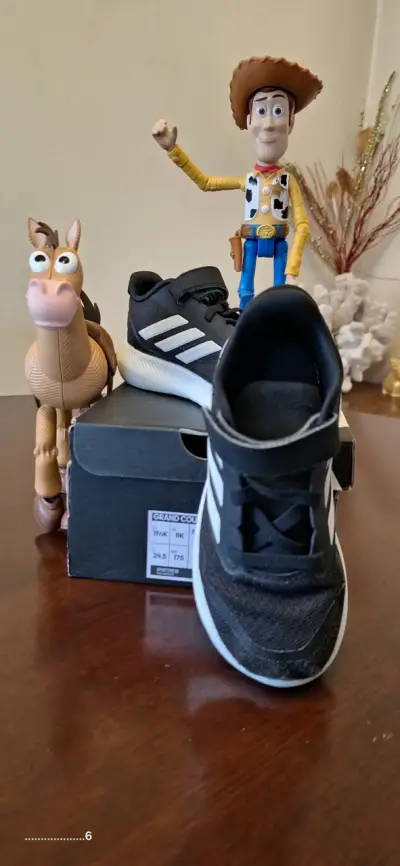 Zapatillas adidas niño - miniatura 1
