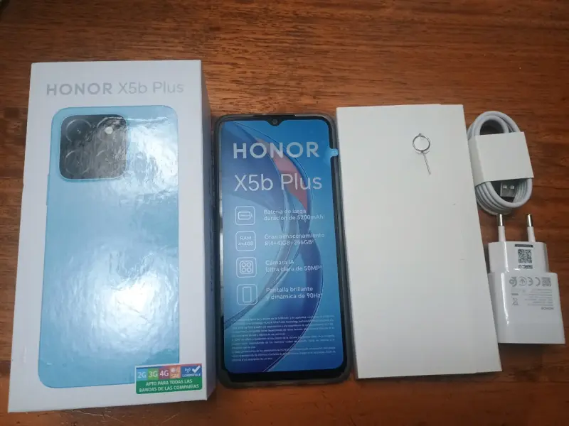 Vendo celular nuevo - 1