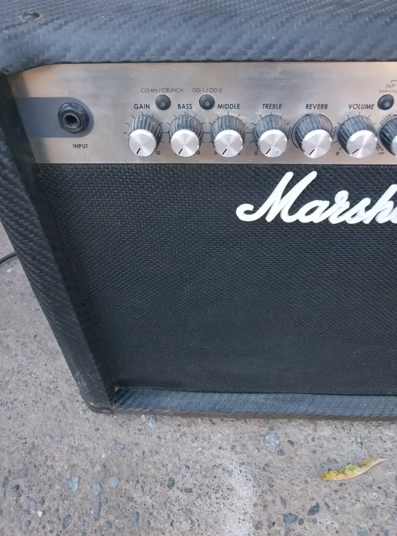 Amplificador Marshall MG30CFX - 3