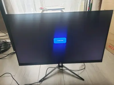 Monitor Gear 27" Full HD panel IPS 180 hz (1ms) - miniatura 2