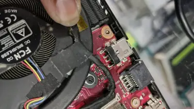 Reparación para notebook todo tipo - miniatura 1