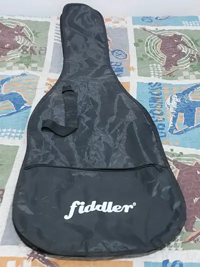 Vendo guitarra con amplificador - miniatura 2