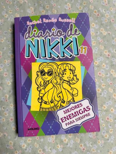 Diario de nikki 11: Mejores enemigas para siempre. - miniatura 1