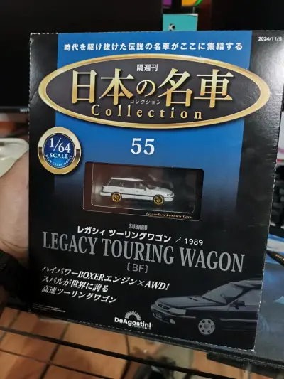 Subaru Legacy 1:64 + hot wheels premium - miniatura 2