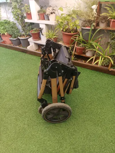 Coche y Silla de auto. - miniatura 4