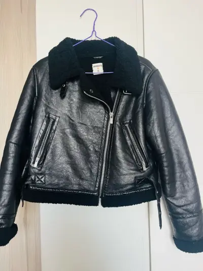 Chaqueta cuerina y chiporro - miniatura 1