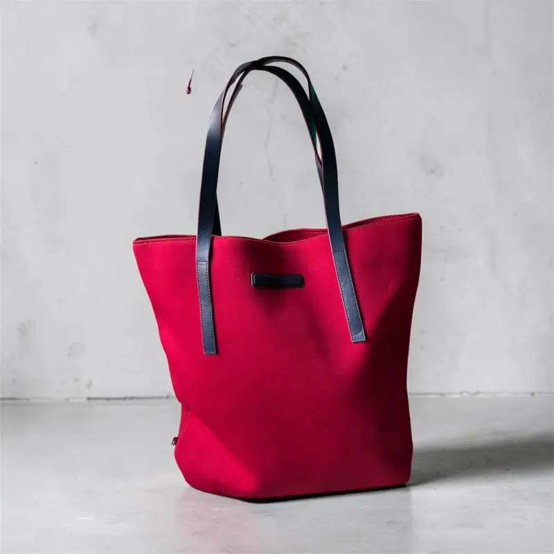 Tote bag tommy hilfiger roja estilo neopreno🎒❤️