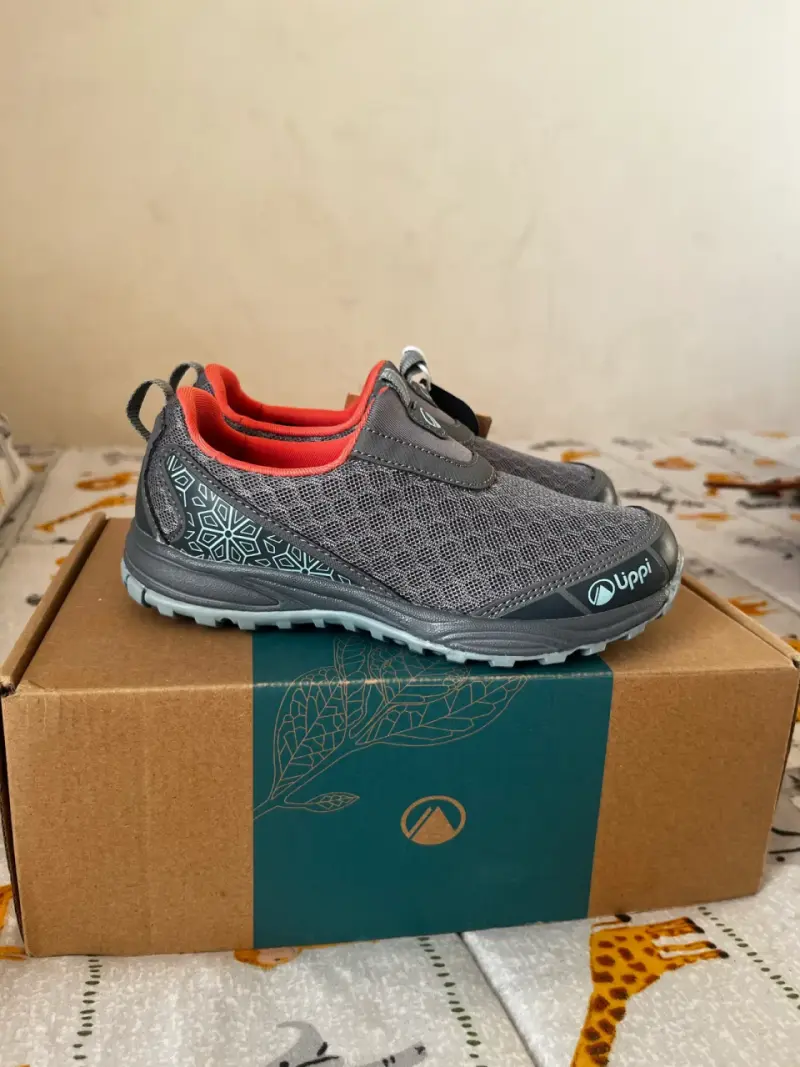 Zapatillas Lippi niña nuevas - 1