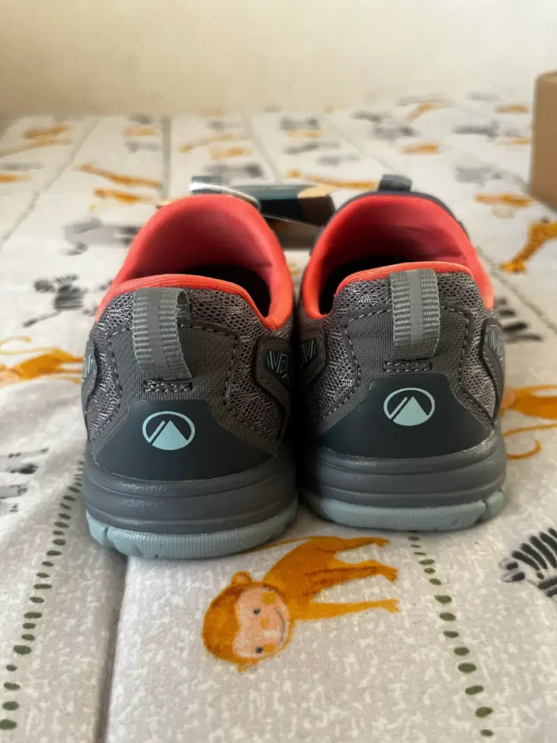 Zapatillas Lippi niña nuevas - 4